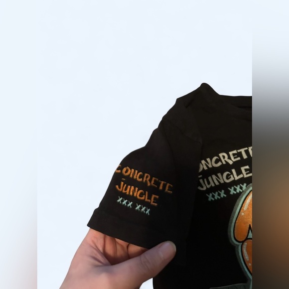 Urban Graphic New York Crop Top | NYC Streetwear Tee - Size Small - Picture 2 of 3